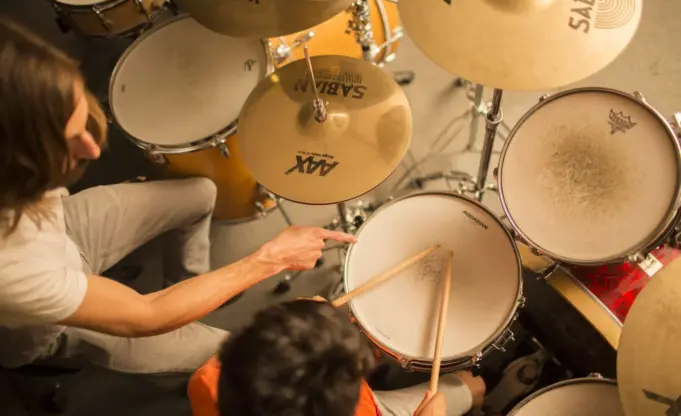 Free Taster<br/>Lessons Available 4 Free Taster Lessons